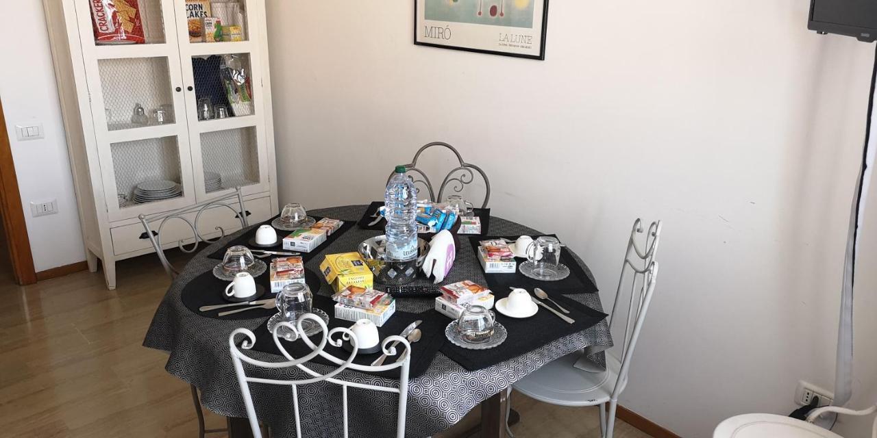 Welcome B&B Foligno Bagian luar foto